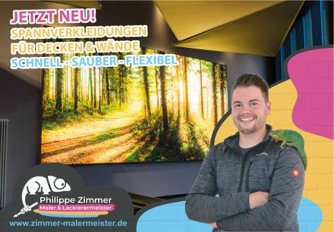 Plakatmotiv des Malermeisters Philippe Zimmer mit Werbung für neue Spanndecken- und Wandverkleidungen. Abgebildet ist ein moderner Wohnraum mit besonderer Deckengestaltung.